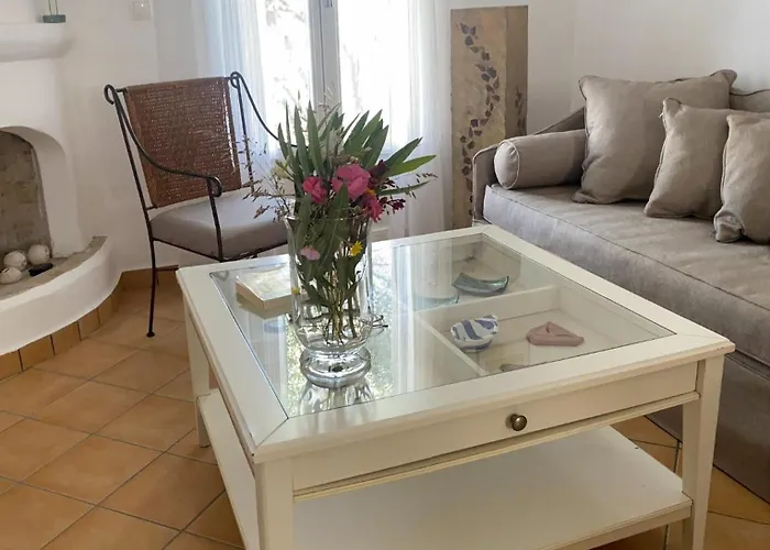 Cycladic Elegant Apartment *