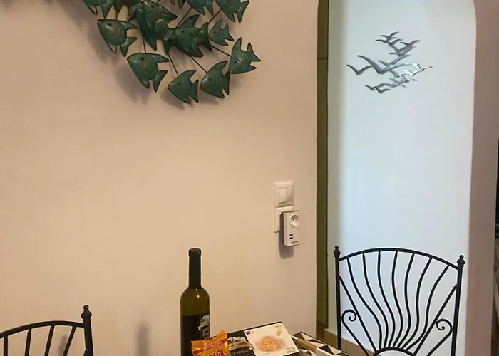 Cycladic Elegant Naousa (Paros)