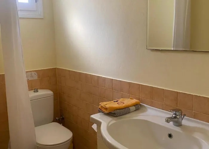 Cycladic Elegant * Naousa (Paros)