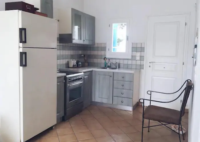 Cycladic Elegant Apartment Naousa (Paros)